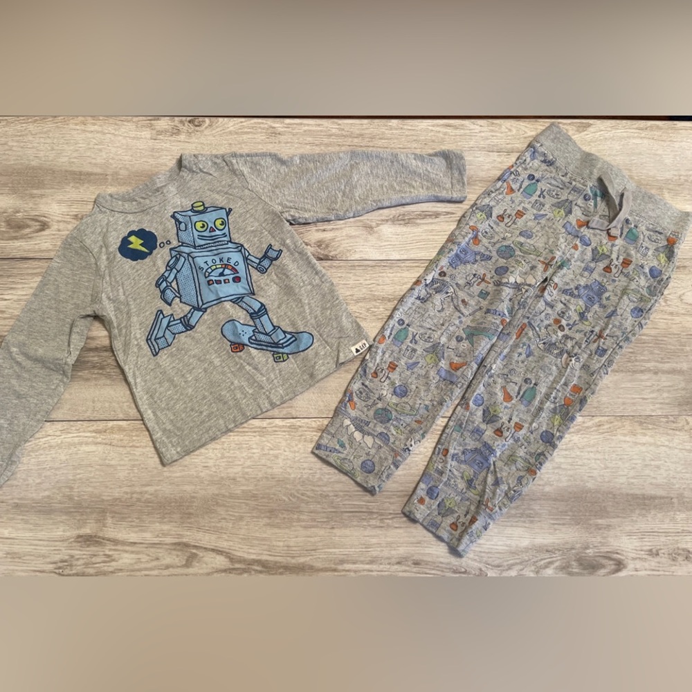 GAP Kids Gray Robot Matching Set